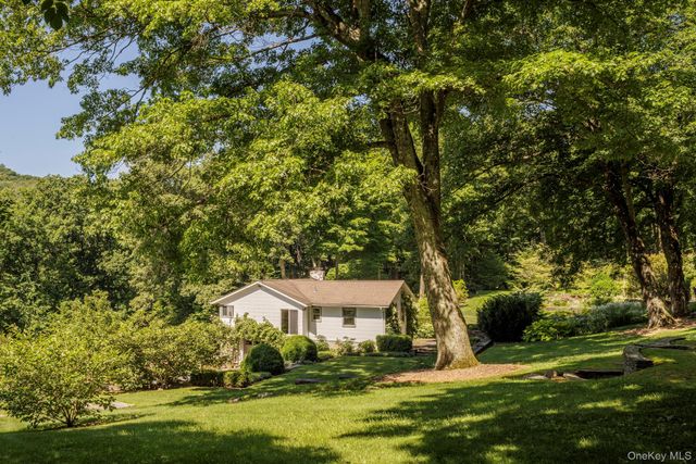 447 Butts Hollow Road, Dover Plains, NY 12522