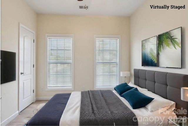 13234 Eastfield Village Lane, Charlotte, NC 28269