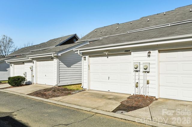 13234 Eastfield Village Lane, Charlotte, NC 28269