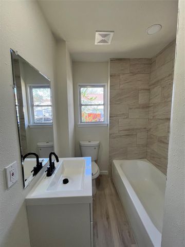 615 Eubanks Street, Houston, TX 77022
