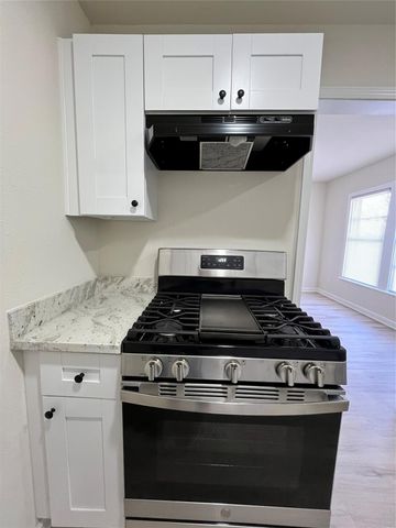 615 Eubanks Street, Houston, TX 77022