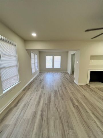 615 Eubanks Street, Houston, TX 77022
