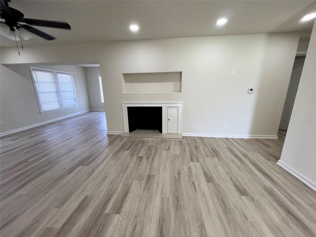 615 Eubanks Street, Houston, TX 77022