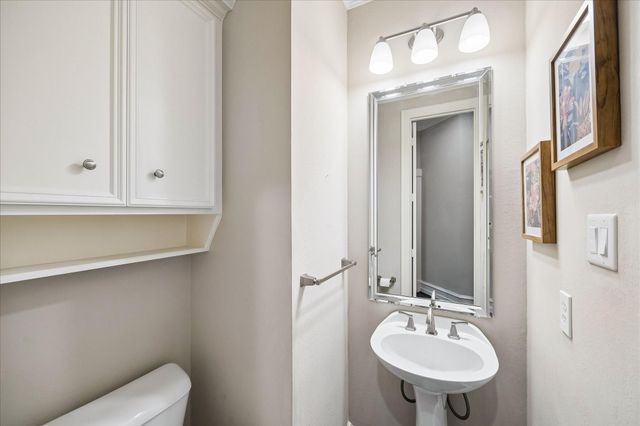 5926 Juniper Bluff Court, Kingwood, TX 77345