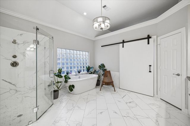 5926 Juniper Bluff Court, Kingwood, TX 77345