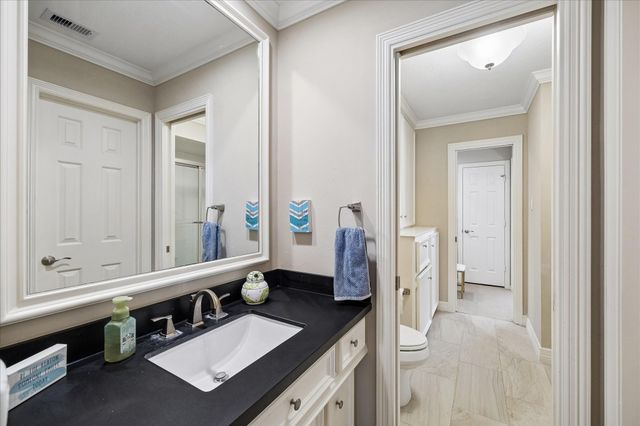 5926 Juniper Bluff Court, Kingwood, TX 77345