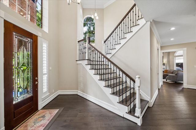 5926 Juniper Bluff Court, Kingwood, TX 77345