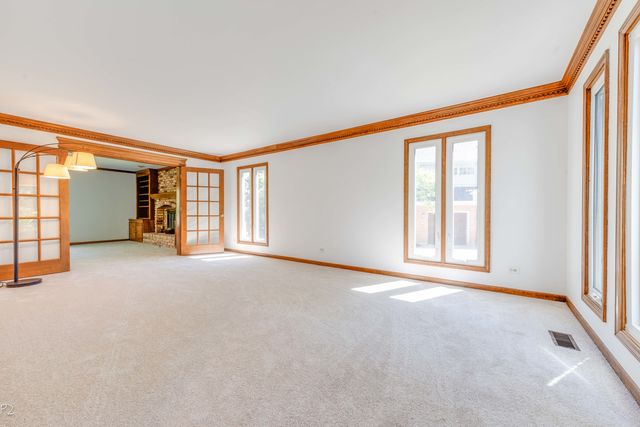 2004 MUSTANG Drive, Naperville, IL 60565