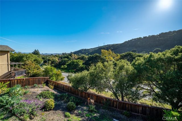 967 Capistrano Court, San Luis Obispo, CA 93405