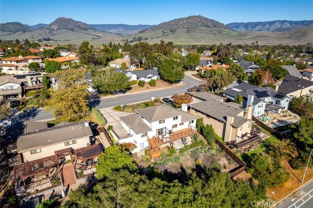 967 Capistrano Court, San Luis Obispo, CA 93405