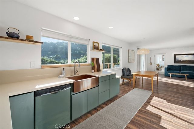 967 Capistrano Court, San Luis Obispo, CA 93405