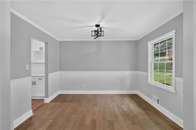 4373 Sun Valley Boulevard, East Point, GA 30344