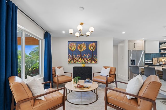 450 NE 5th Circle, Boca Raton, FL 33431