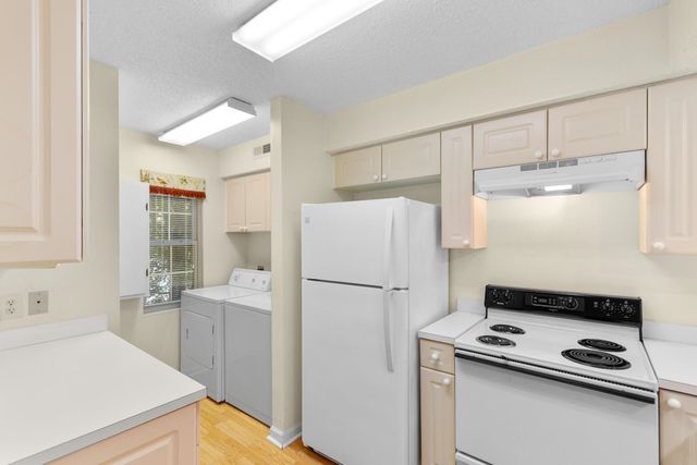 93 Egret Run Ln Unit 113, Pawleys Island, SC 29585