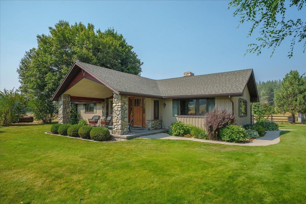 10303 E Woolard Rd, Colbert, WA 99005 photo 2