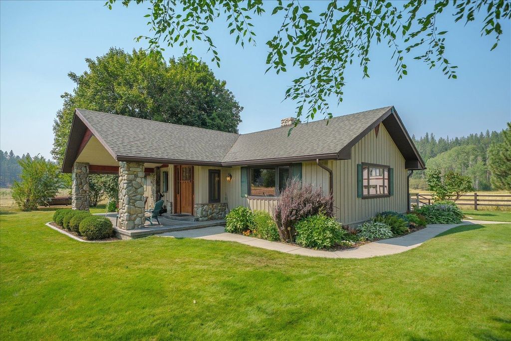 10303 E Woolard Rd, Colbert, WA 99005 photo 3