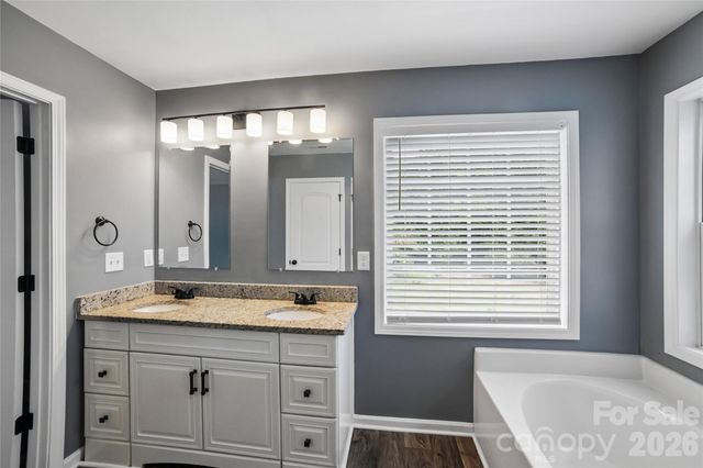 3552 Navajo Drive, Maiden, NC 28650