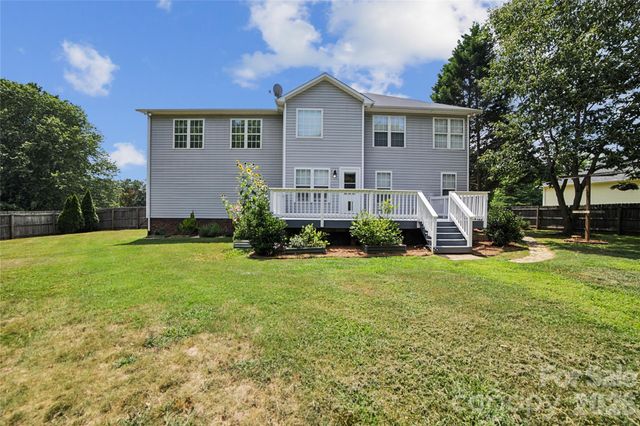 3552 Navajo Drive, Maiden, NC 28650