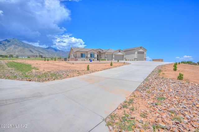 6321 E Red Oak Circle, Hereford, AZ 85615