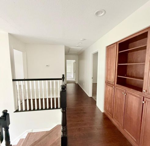 19 Heather Wisp Place, The Woodlands, TX 77381