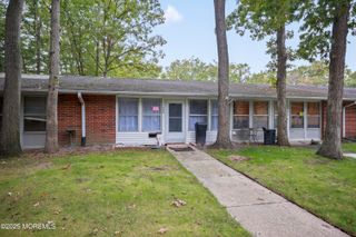 139B Farrington Court B, Lakewood, NJ 08701
