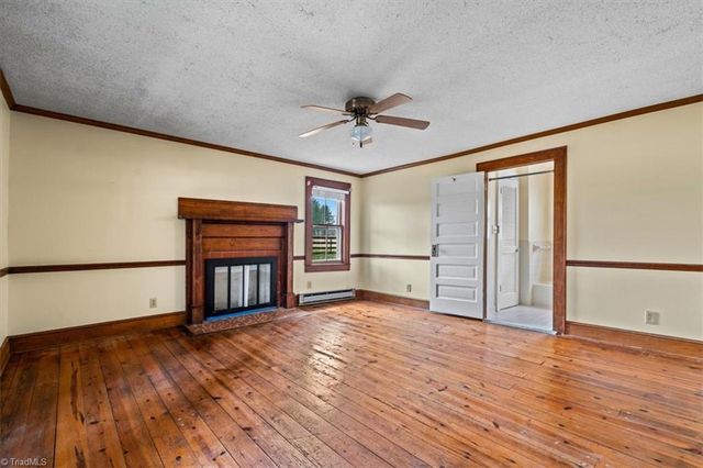 8417 Linville Road, Oak Ridge, NC 27310