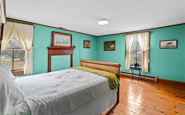 8417 Linville Road, Oak Ridge, NC 27310