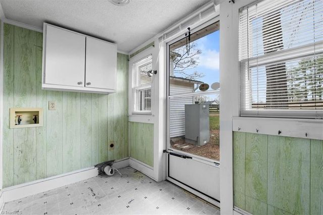 8417 Linville Road, Oak Ridge, NC 27310