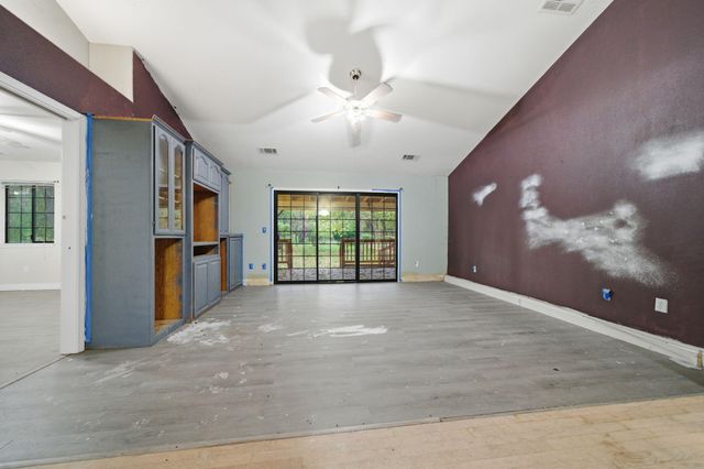 11022 Deschutes Road, Palo Cedro, CA 96073