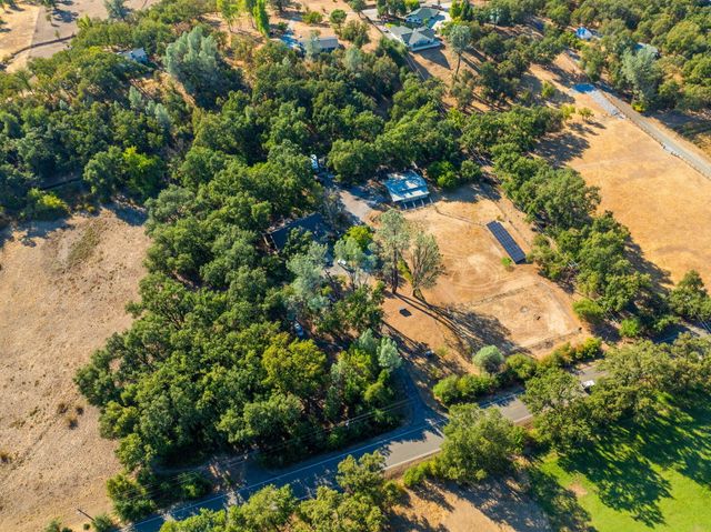 11022 Deschutes Road, Palo Cedro, CA 96073