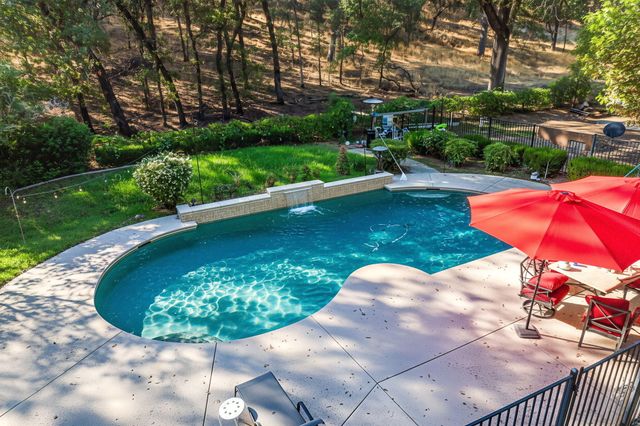 11022 Deschutes Road, Palo Cedro, CA 96073