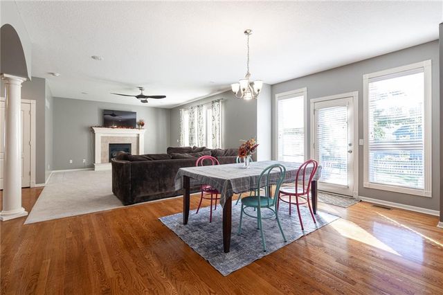 25609 E 31st Terrace, Blue Springs, MO 64015