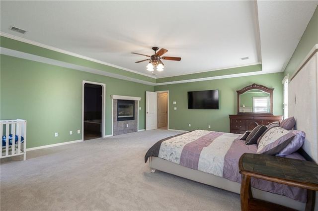 25609 E 31st Terrace, Blue Springs, MO 64015