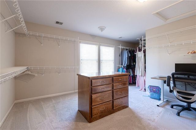 25609 E 31st Terrace, Blue Springs, MO 64015