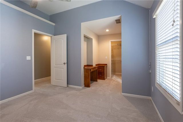 25609 E 31st Terrace, Blue Springs, MO 64015