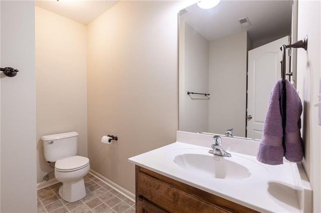 25609 E 31st Terrace, Blue Springs, MO 64015