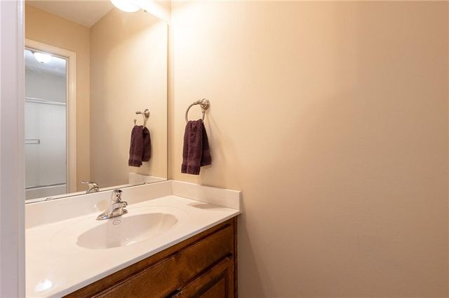 25609 E 31st Terrace, Blue Springs, MO 64015