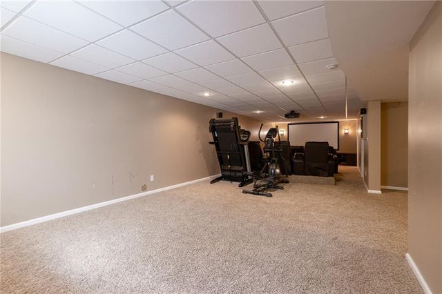 25609 E 31st Terrace, Blue Springs, MO 64015