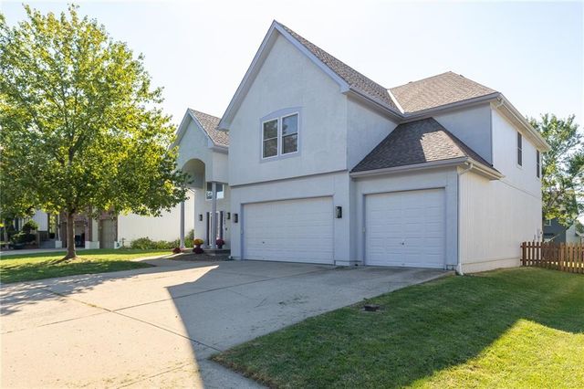 25609 E 31st Terrace, Blue Springs, MO 64015