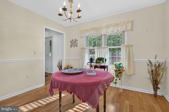 13 DIANE AVE, Lititz, PA 17543