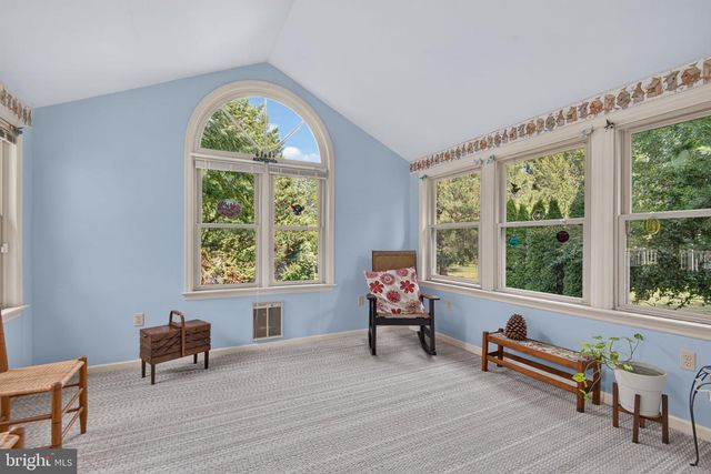13 DIANE AVE, Lititz, PA 17543