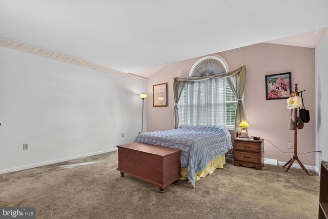 13 DIANE AVE, Lititz, PA 17543