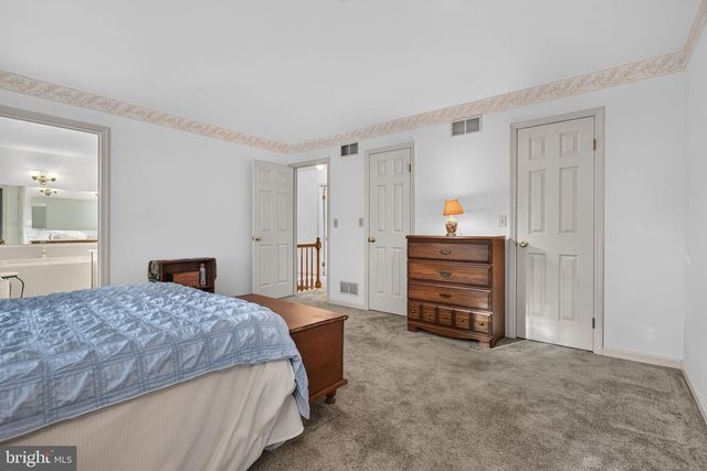 13 DIANE AVE, Lititz, PA 17543