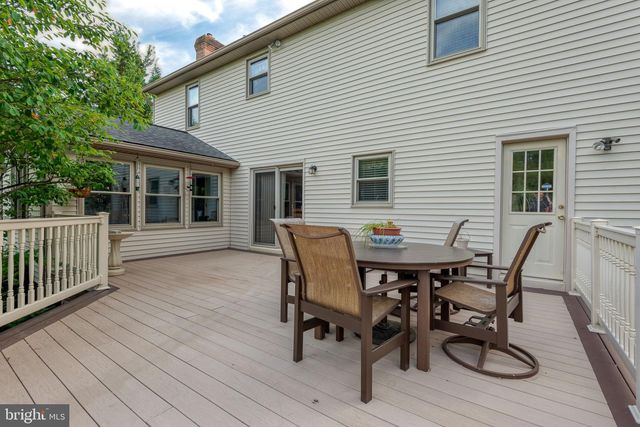 13 DIANE AVE, Lititz, PA 17543
