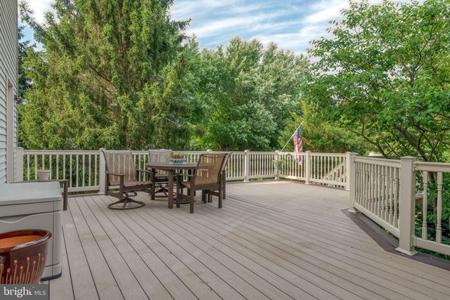 13 DIANE AVE, Lititz, PA 17543