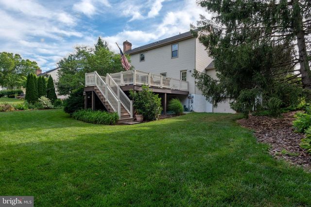 13 DIANE AVE, Lititz, PA 17543