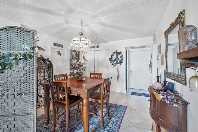 3475 N Country Club Drive 619, Aventura, FL 33180