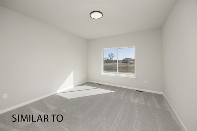 16314 Ironwood Lane, Urbandale, IA 50323