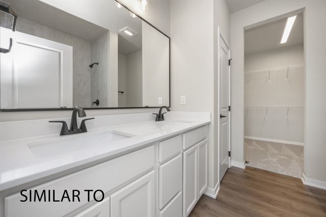 16314 Ironwood Lane, Urbandale, IA 50323