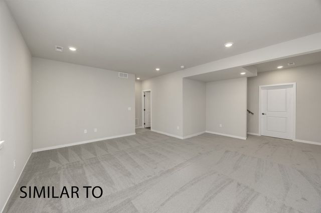 16314 Ironwood Lane, Urbandale, IA 50323